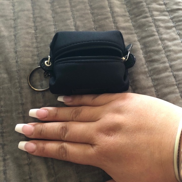 Sold - Picture 5 of 8